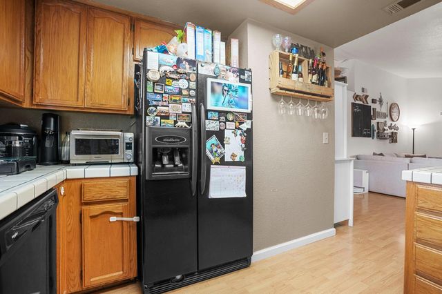 1017 Jayhawk Way, Modesto, CA 95358