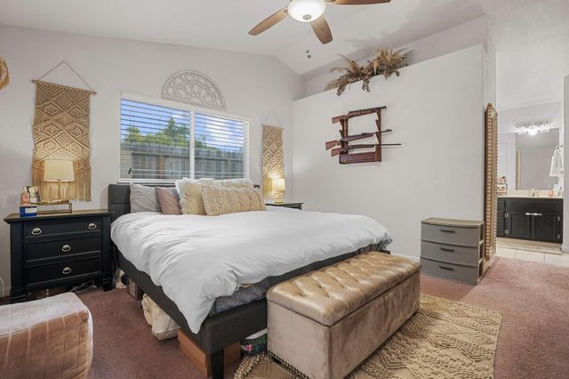 1017 Jayhawk Way, Modesto, CA 95358