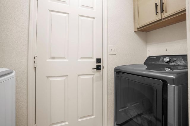 1017 Jayhawk Way, Modesto, CA 95358