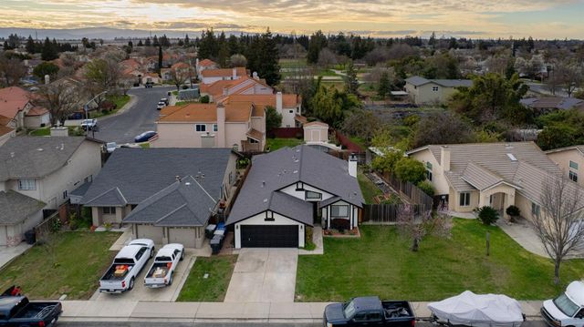 1017 Jayhawk Way, Modesto, CA 95358