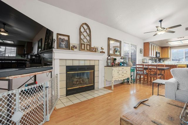 1017 Jayhawk Way, Modesto, CA 95358