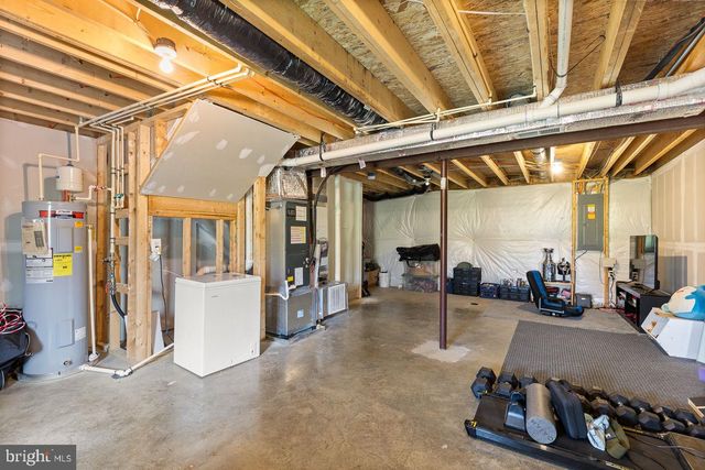 102 SPRING PLACE, Strasburg, VA 22657