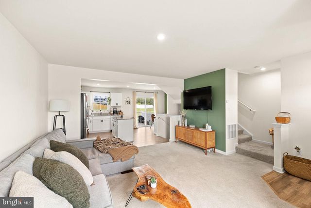 102 SPRING PLACE, Strasburg, VA 22657