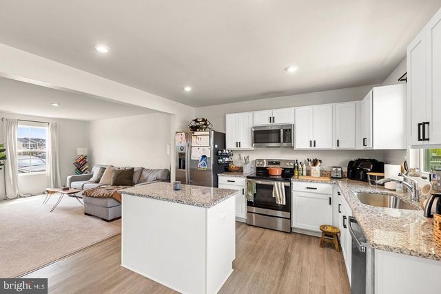 102 SPRING PLACE, Strasburg, VA 22657