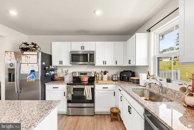 102 SPRING PLACE, Strasburg, VA 22657