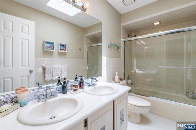 329 Glenwood Avenue, Leonia, NJ 07605