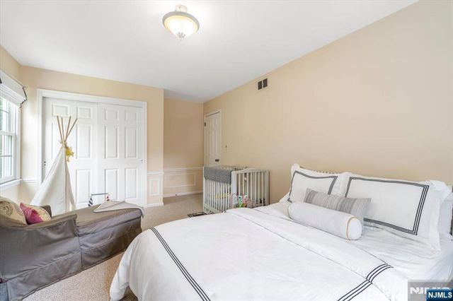 329 Glenwood Avenue, Leonia, NJ 07605