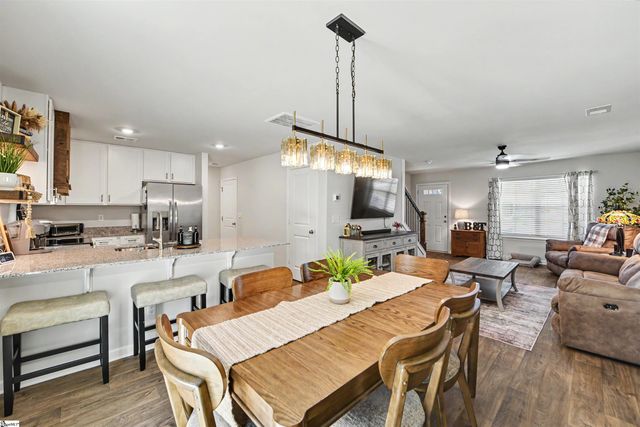 111 Myers Lane, Laurens, SC 29360