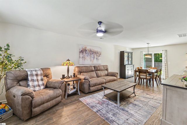 111 Myers Lane, Laurens, SC 29360