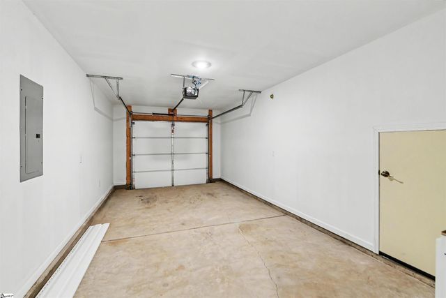 111 Myers Lane, Laurens, SC 29360