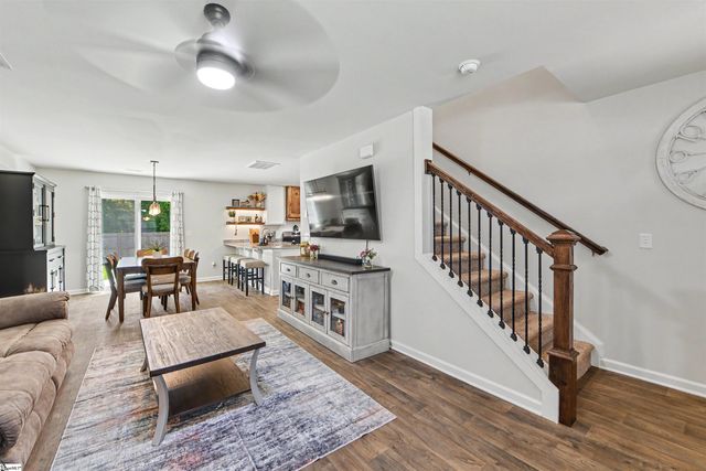 111 Myers Lane, Laurens, SC 29360