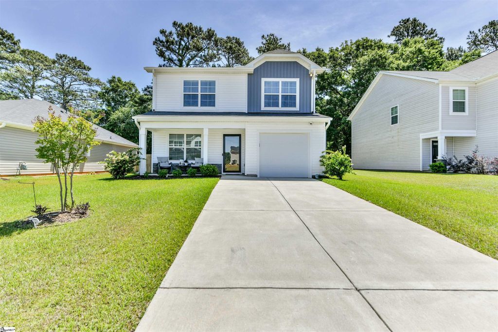 111 Myers Lane, Laurens, SC 29360