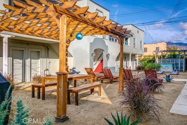 113 N Columbus A, Glendale, CA 91203