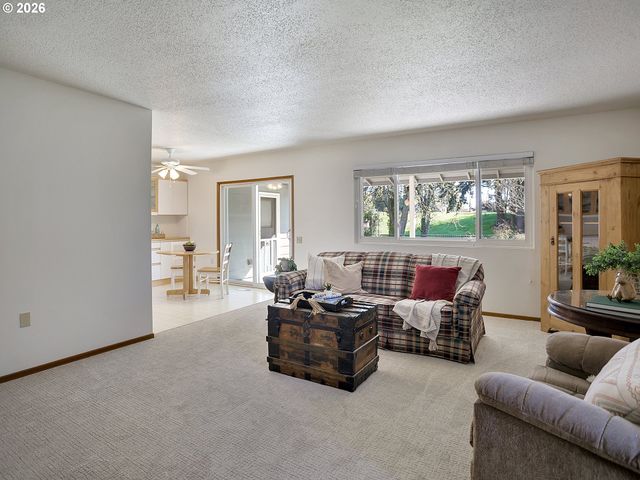 16350 Sw ROYALTY Pkwy, King City, OR 97224