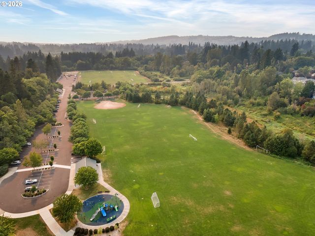 16350 Sw ROYALTY Pkwy, King City, OR 97224