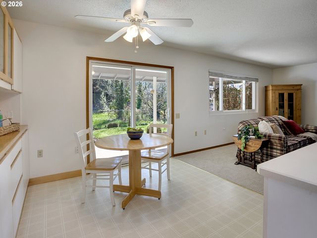 16350 Sw ROYALTY Pkwy, King City, OR 97224