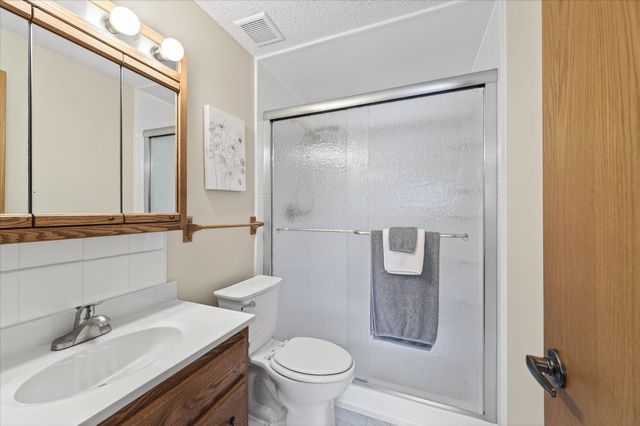 12809 45th Avenue N, Plymouth, MN 55442