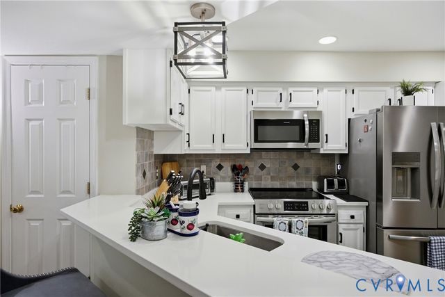 7810 Camolin Ct, Henrico, VA 23228