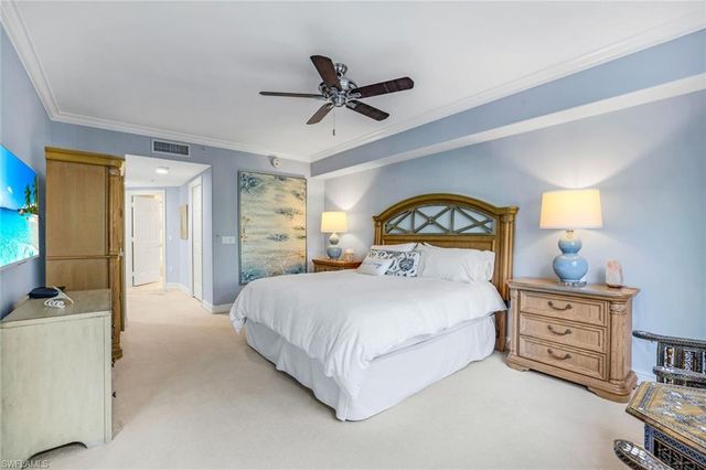 2728 Tiburon BLVD E 105, Naples, FL 34109