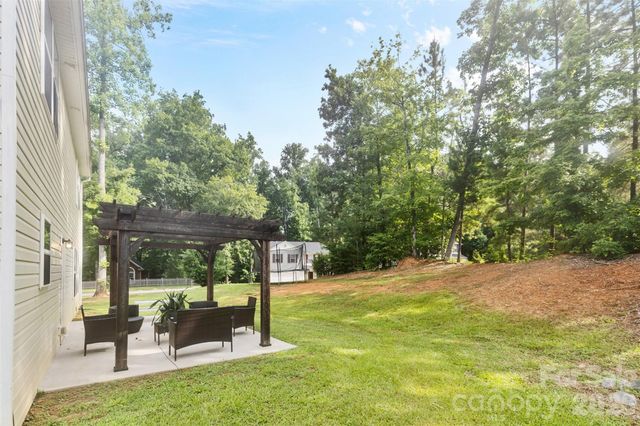 1528 Magnolia Drive, Lancaster, SC 29720