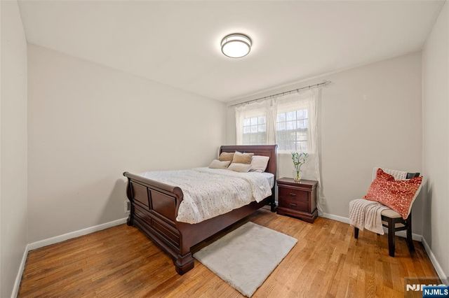 43 Woodvale Road, Glen Rock, NJ 07452