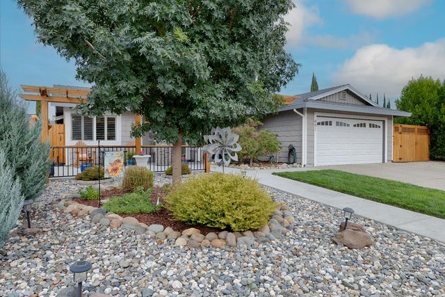 601 Oakborough ave, Roseville, CA 95747