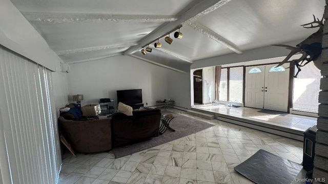 9 Carpenter Road, Port Jervis, NY 12771