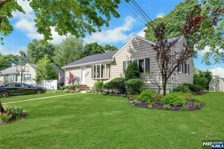 39-21 Knott Terrace, Fair Lawn, NJ 07410