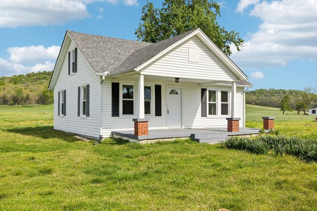 57 Young Branch Rd, Dixon Springs, TN 37057