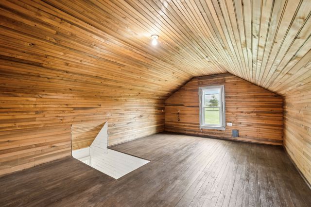 57 Young Branch Rd, Dixon Springs, TN 37057