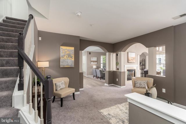 303 CAMERON STATION BLVD #103, Alexandria, VA 22304