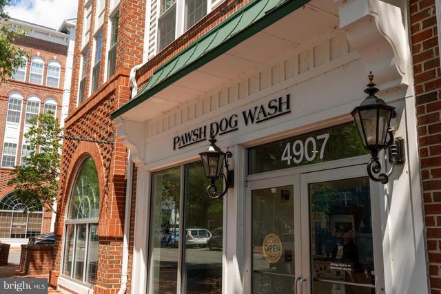 303 CAMERON STATION BLVD #103, Alexandria, VA 22304