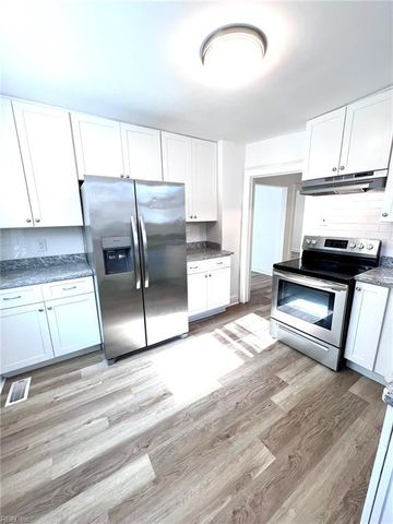 4 California AVE, Portsmouth, VA 23701