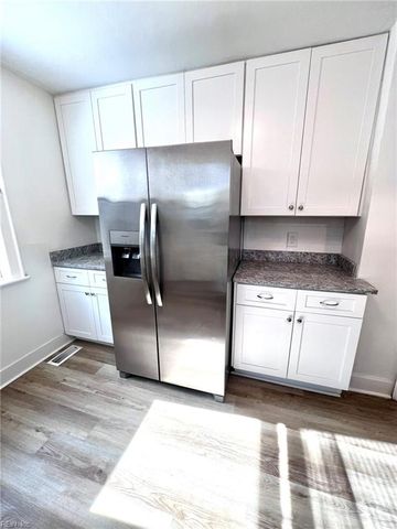 4 California AVE, Portsmouth, VA 23701