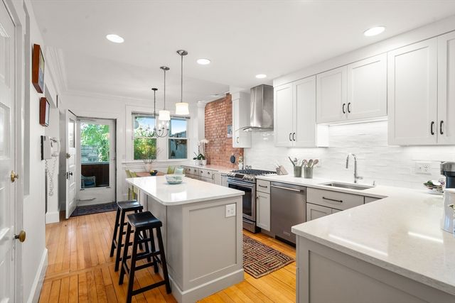 503 Huron Avenue 4, Cambridge, MA 02138