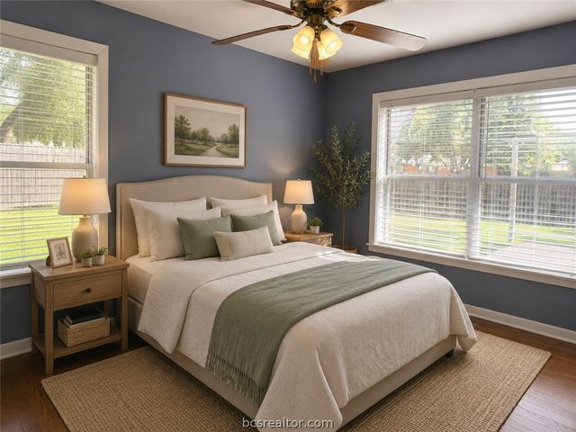 408 Brookside Drive W, Bryan, TX 77801