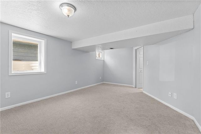 400 NE Howard Street, Lee's Summit, MO 64063