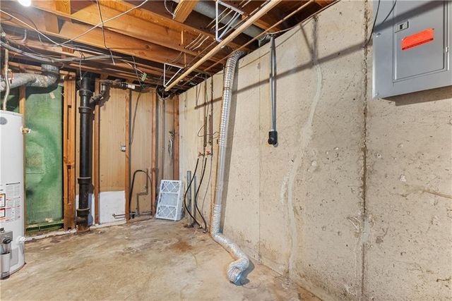 400 NE Howard Street, Lee's Summit, MO 64063