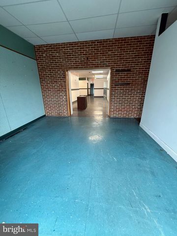 703 BLACK HORSE PIKE, Glendora, NJ 08029