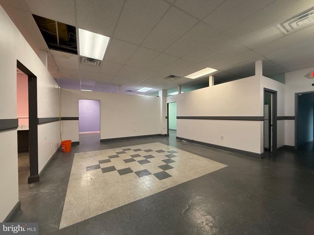 703 BLACK HORSE PIKE, Glendora, NJ 08029