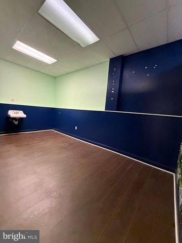 703 BLACK HORSE PIKE, Glendora, NJ 08029