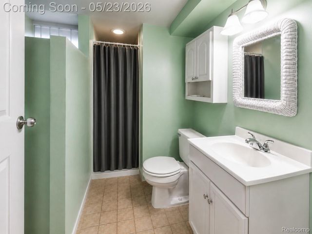 15606 Richmond Street, Southgate, MI 48195