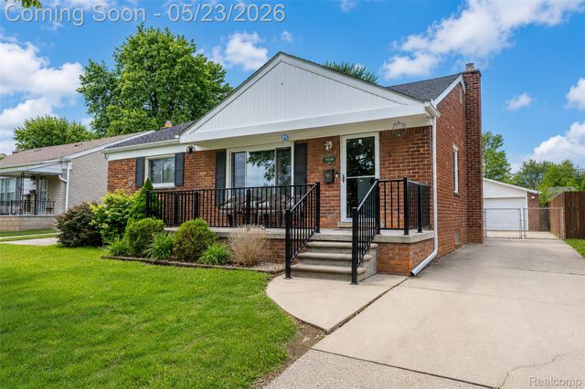 15606 Richmond Street, Southgate, MI 48195