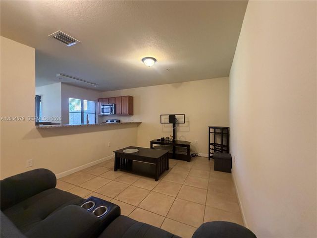 22411 SW 88th Place 6-26, Cutler Bay, FL 33190