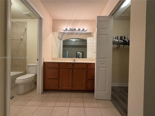 22411 SW 88th Place 6-26, Cutler Bay, FL 33190