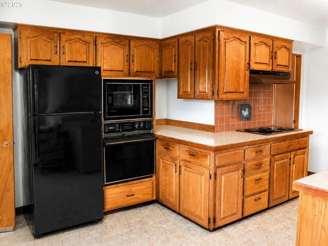 3649 OLD PACIFIC Hwy S, Kelso, WA 98626