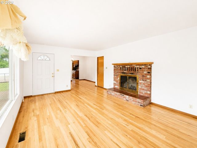 3649 OLD PACIFIC Hwy S, Kelso, WA 98626