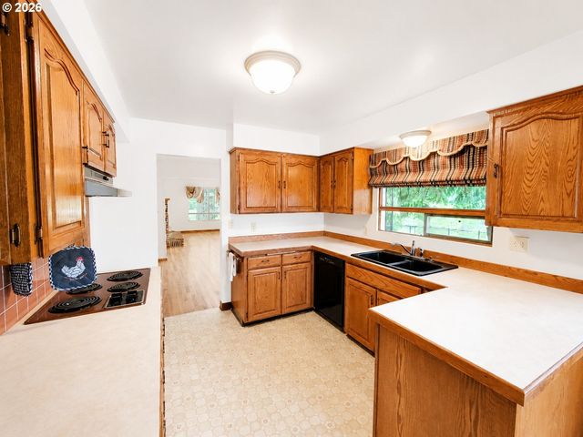 3649 OLD PACIFIC Hwy S, Kelso, WA 98626