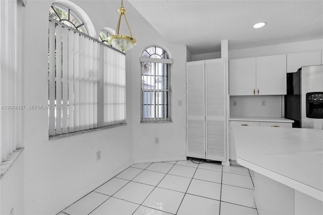 15251 NW 89th Ave, Miami Lakes, FL 33018