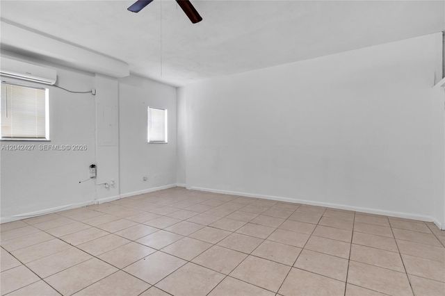 15251 NW 89th Ave, Miami Lakes, FL 33018